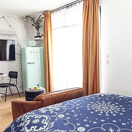 Le Studio De La Rue Mounie Apartment